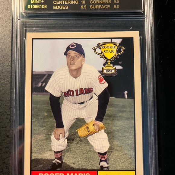 Graded Baseball Cards - Picture 2 of 10